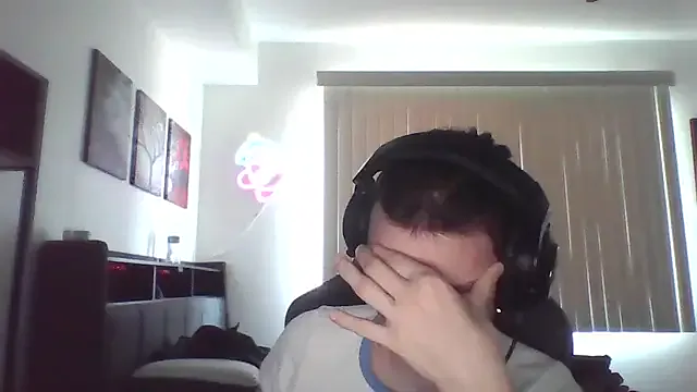 Abby-26 – webcam model profile photo Image 3