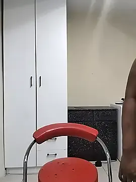 Jingjingxiang-520 – webcam model profile photo Image 6