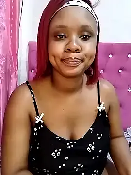 VICTORIA89 – webcam model profile photo Image 17