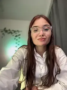 MissyJolie – webcam model profile photo Image 5