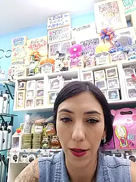 MelinaLuviani – webcam model profile photo Image 17