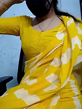 Lusty-Bhabhi Image 14