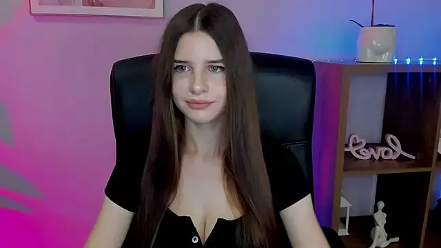SophiaRebel – webcam model profile photo Image 4