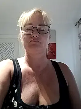 Hahaha_ha2 – webcam model profile photo Image 13