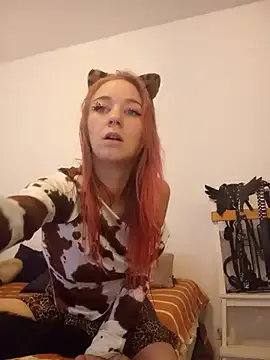 Scarlett – webcam model profile photo Image 4