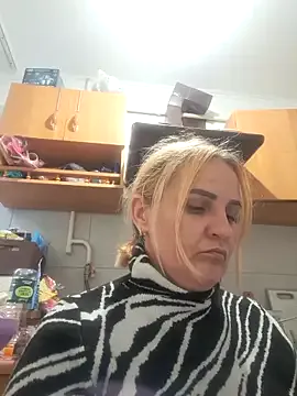 GracieCarter – webcam model profile photo Image 19