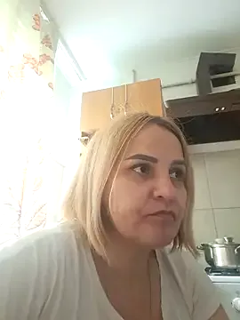 GracieCarter – webcam model profile photo Image 2