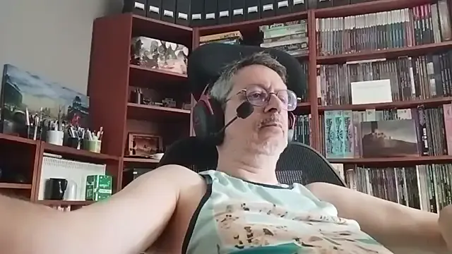 Tiffany-Moore – webcam model profile photo Image 8