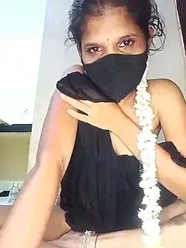 MiaKorz – webcam model profile photo Image 6
