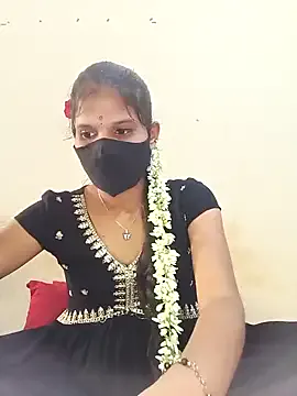 MiaKorz – webcam model profile photo Image 9