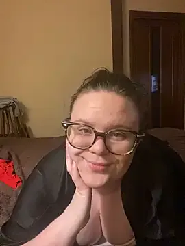 mc-Olivia – webcam model profile photo Image 10