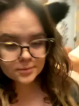 mc-Olivia – webcam model profile photo Image 11