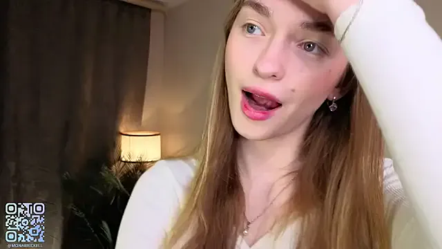 MiraKova – webcam model profile photo Image 10