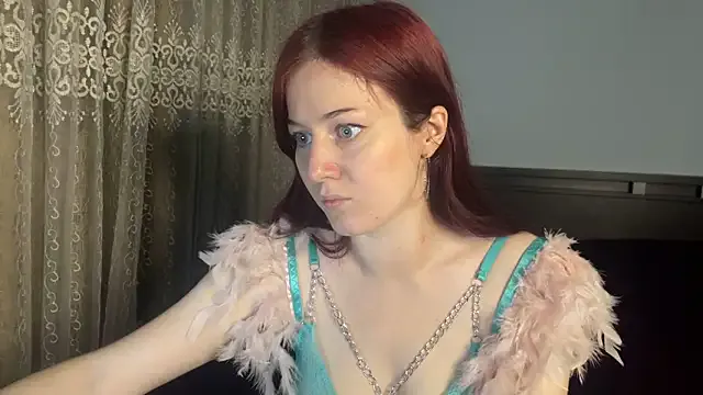 EwaBrown – webcam model profile photo Image 11