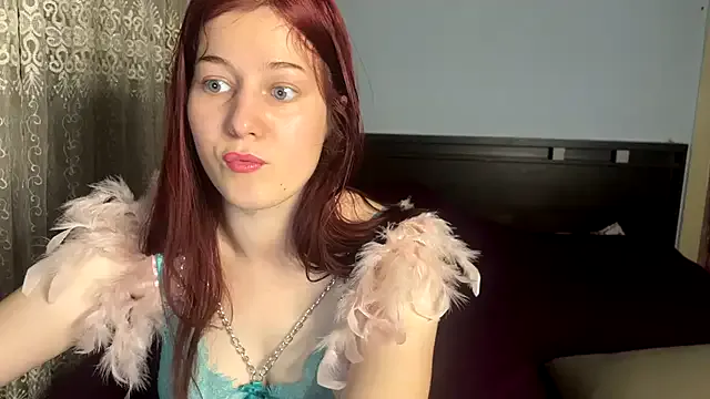 EwaBrown – webcam model profile photo Image 13