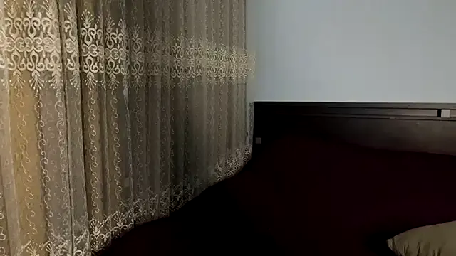 EwaBrown – webcam model profile photo Image 14