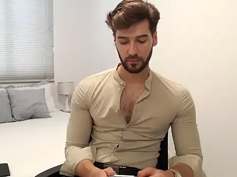 MARK_CHEST – webcam model profile photo
