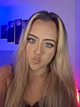 CleoLangley – webcam model profile photo Image 3