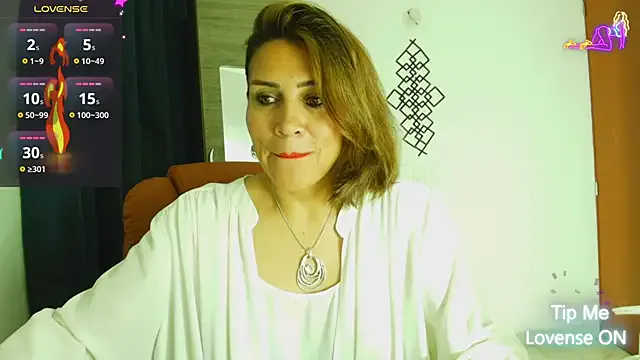 -wowFox- – webcam model profile photo Image 18