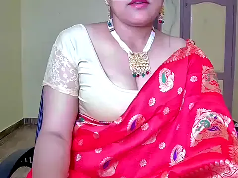 PiperPassionX – webcam model profile photo Image 10