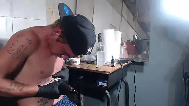 MiniSophiaa – webcam model profile photo Image 8