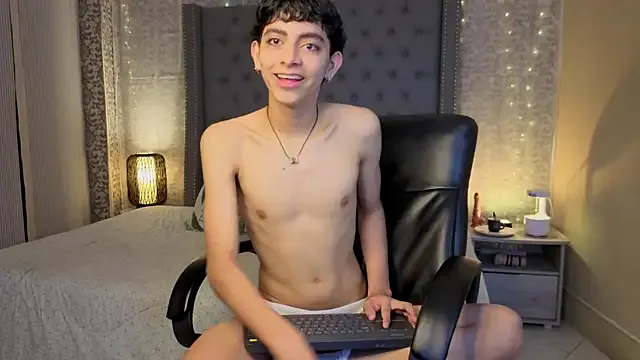 AlejandraRoa – webcam model profile photo Image 8