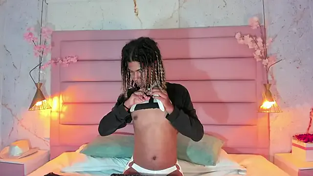 YasmienAtos – webcam model profile photo Image 19