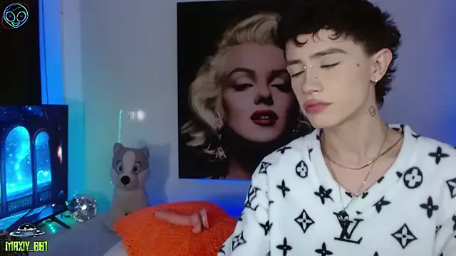 Risky_Workouts – webcam model profile photo Image 19