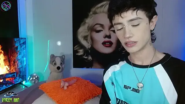 Risky_Workouts – webcam model profile photo Image 2