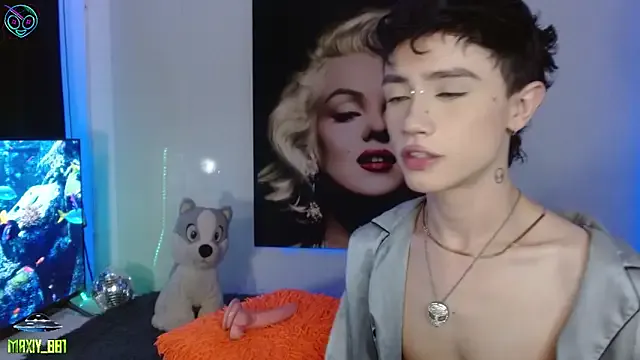 Risky_Workouts – webcam model profile photo Image 8