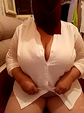 EllsaSin – webcam model profile photo Image 17
