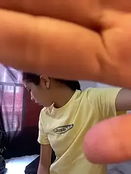 EsmeBrowm – webcam model profile photo Image 10