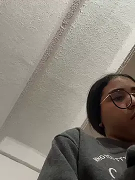 EsmeBrowm – webcam model profile photo Image 13