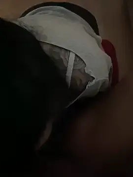 HellenSuric – webcam model profile photo Image 5