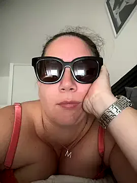 SajaraBowen – webcam model profile photo Image 13