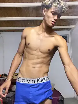 Lyalya7771 – webcam model profile photo Image 12