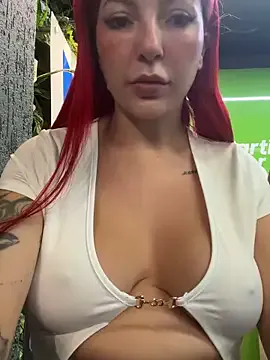 Scarlett – webcam model profile photo Image 10