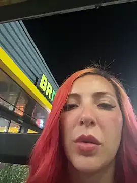 Scarlett – webcam model profile photo Image 12