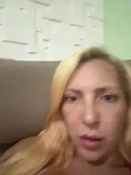 Scarlett – webcam model profile photo Image 17