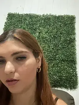 JuneHeart – webcam model profile photo Image 14
