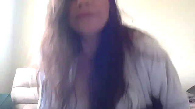 MilashaNyasha – webcam model profile photo Image 12