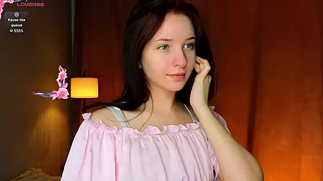 ZoeBarnett – webcam model profile photo Image 18