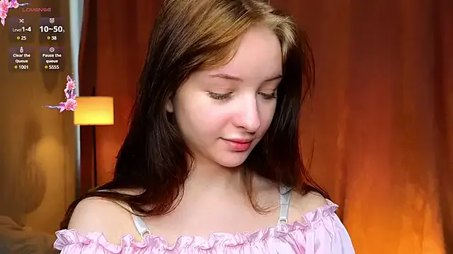 ZoeBarnett – webcam model profile photo Image 7