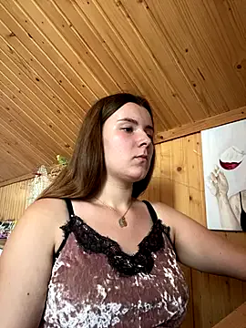 AlisonColemans – webcam model profile photo Image 3