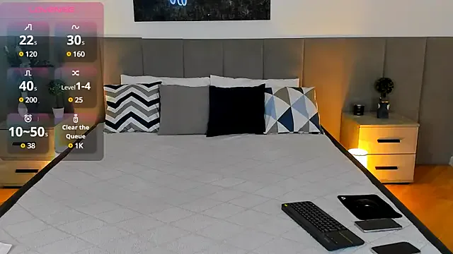 MiaBecky Image 3