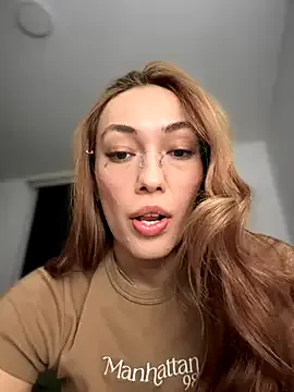 Gia – webcam model profile photo Image 14