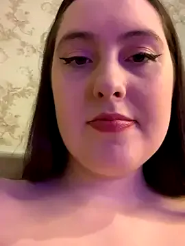 Suotomeai – webcam model profile photo Image 2