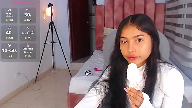 AnnAbbey – webcam model profile photo Image 13