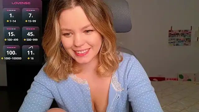 BellaDiNatale – webcam model profile photo Image 19