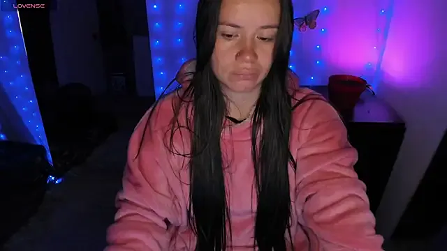 MelinaLuviani – webcam model profile photo Image 7